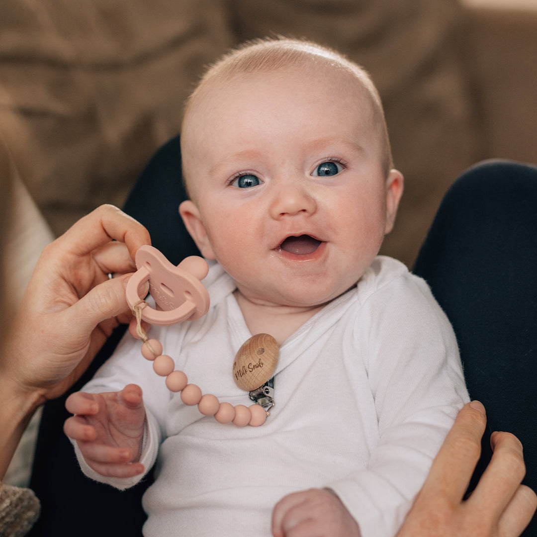 beaded pacifier clip