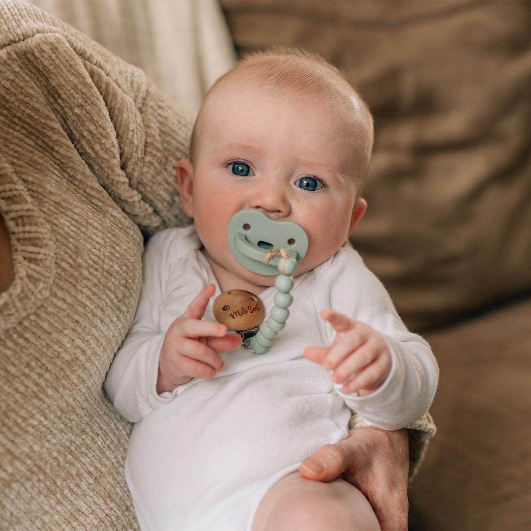beaded pacifier clip