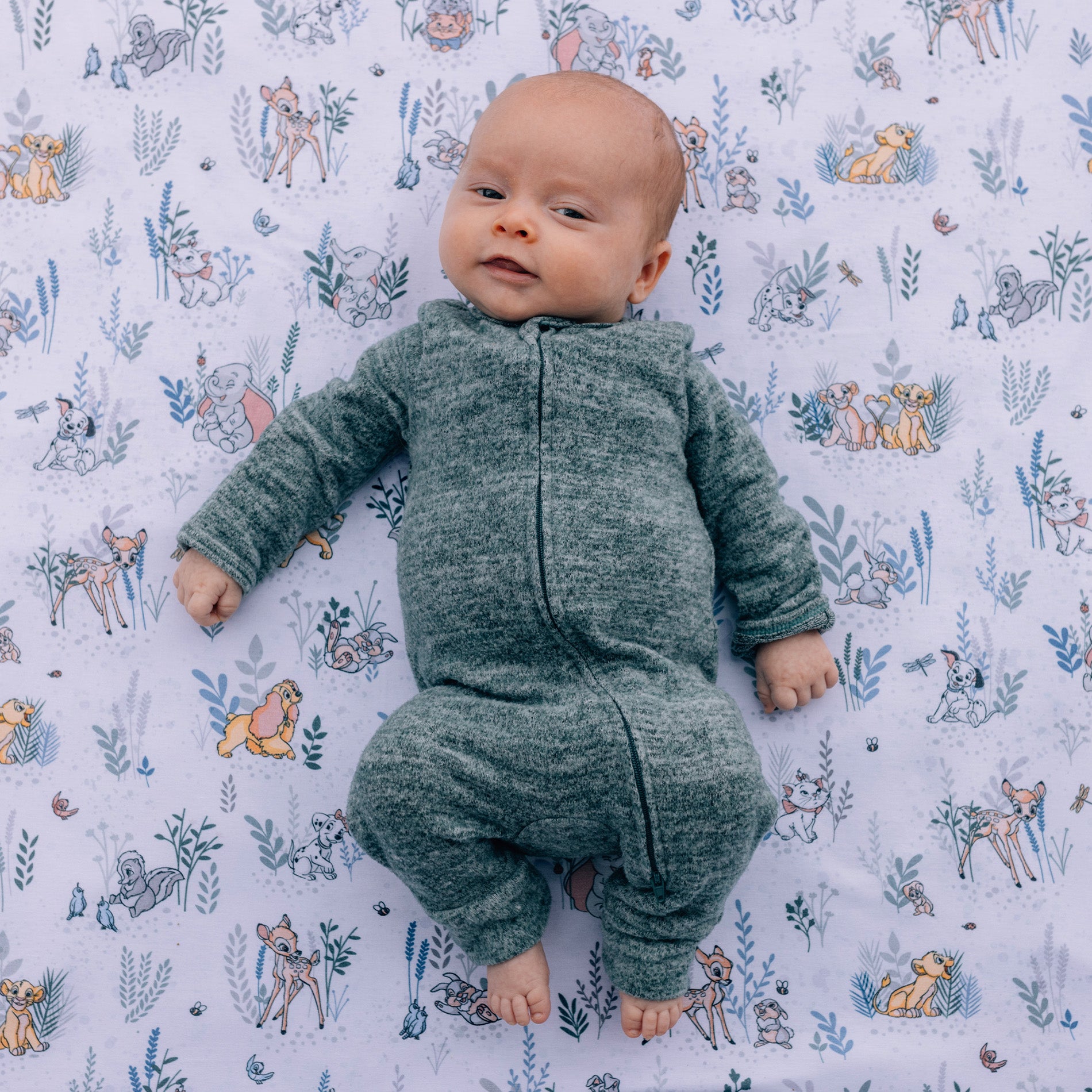 DISNEY CLASSIC CREW BLANKET