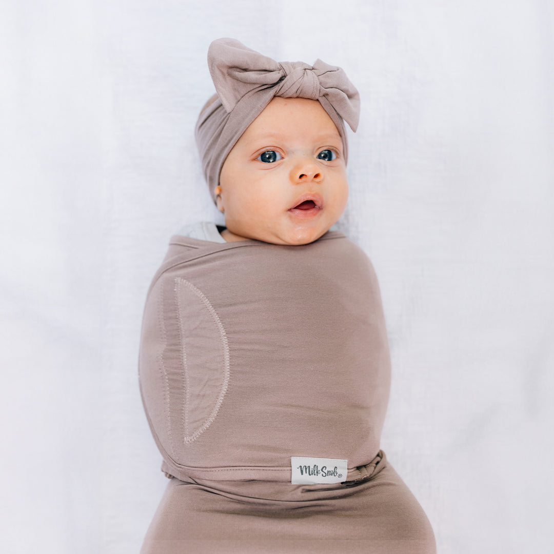 MOCHA SWADDLE