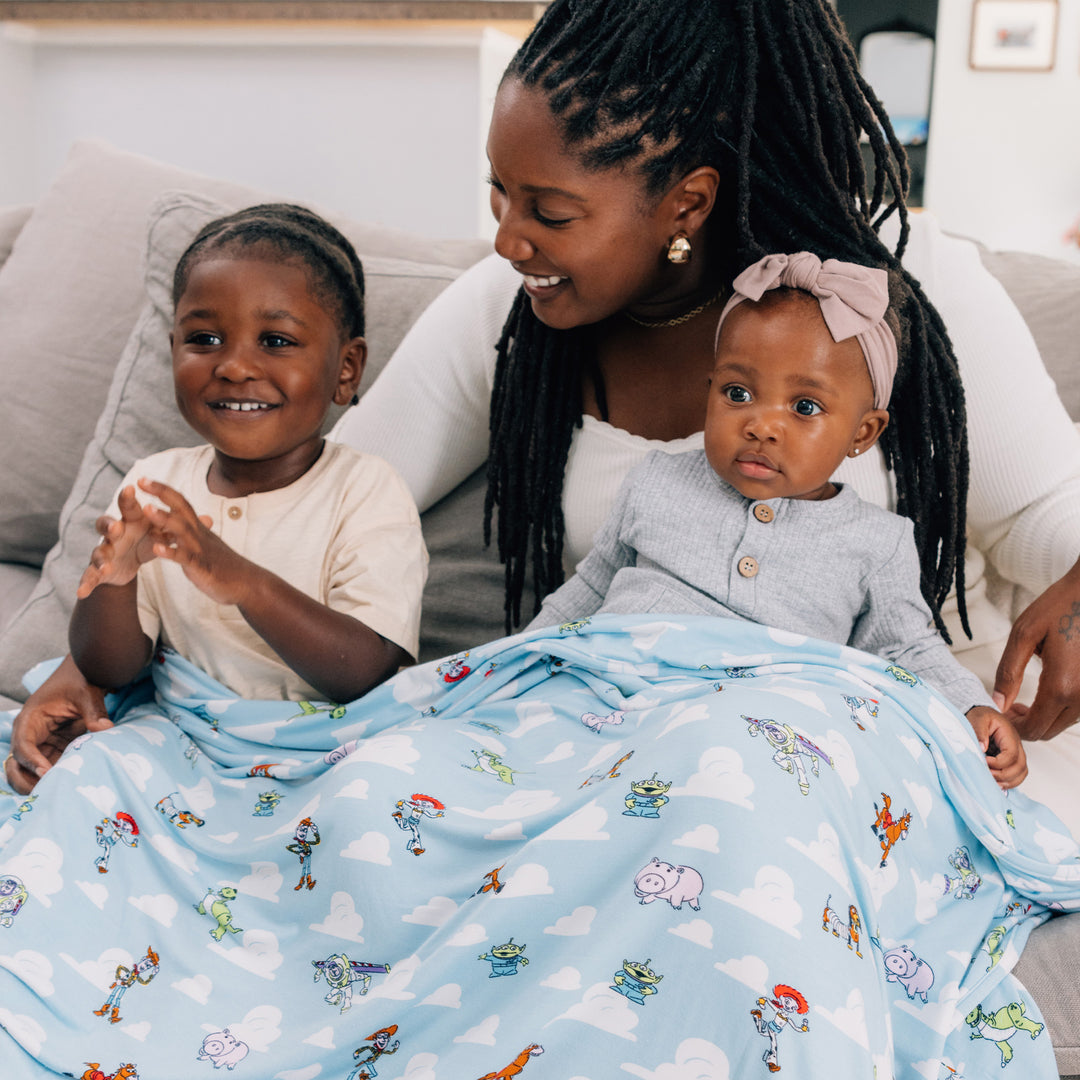 DISNEY AND PIXAR TOY STORY OVERSIZED BLANKET