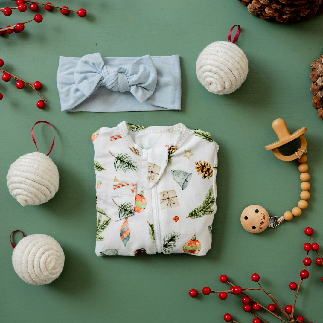 WINTER BERRY FOOTED JAMMIES