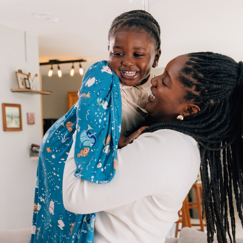 DISNEY AND PIXAR FINDING NEMO OVERSIZED BLANKET