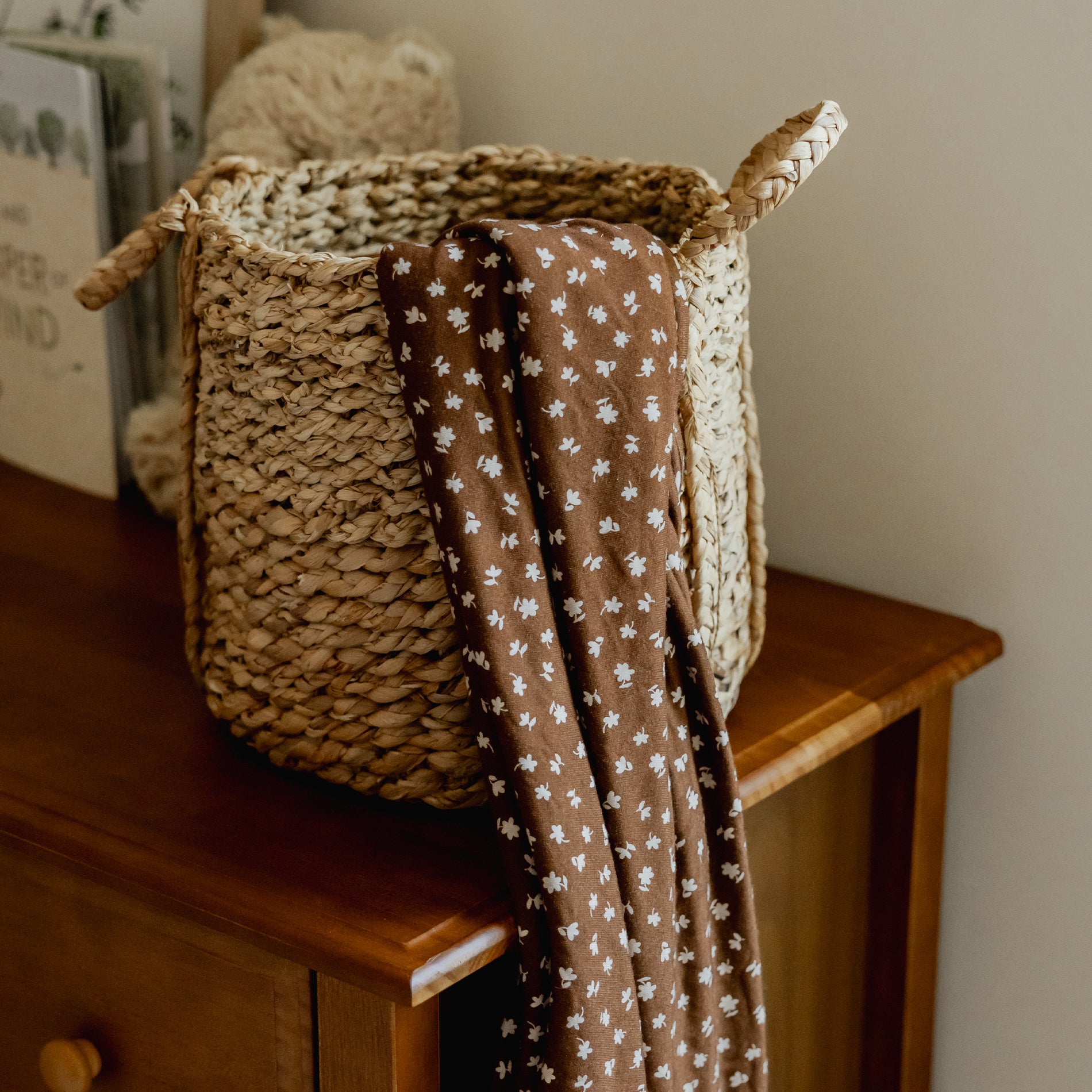 BROWN SUGAR BLOOM BLANKET