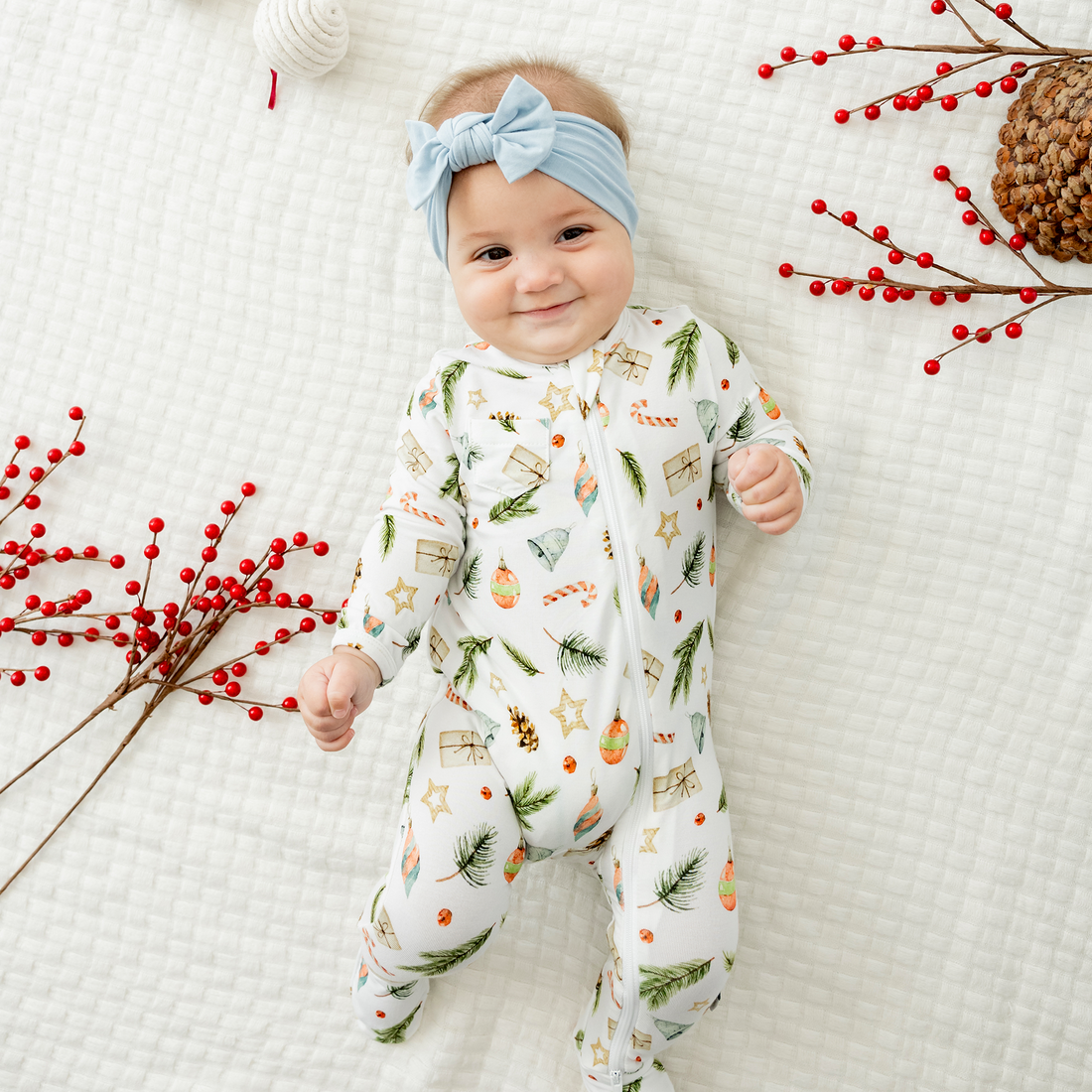 WINTER BERRY FOOTED JAMMIES