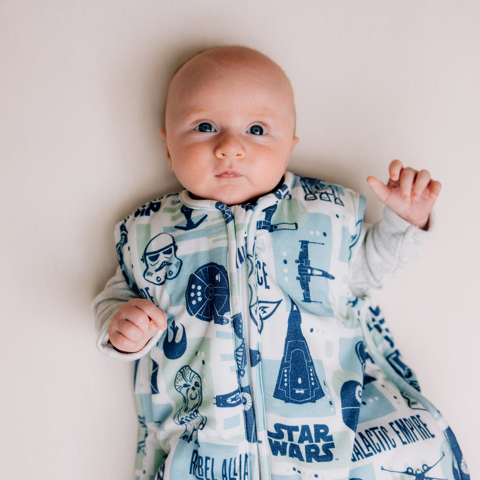 STAR WARS™ GALAXY BATTLE SLEEP BAG
