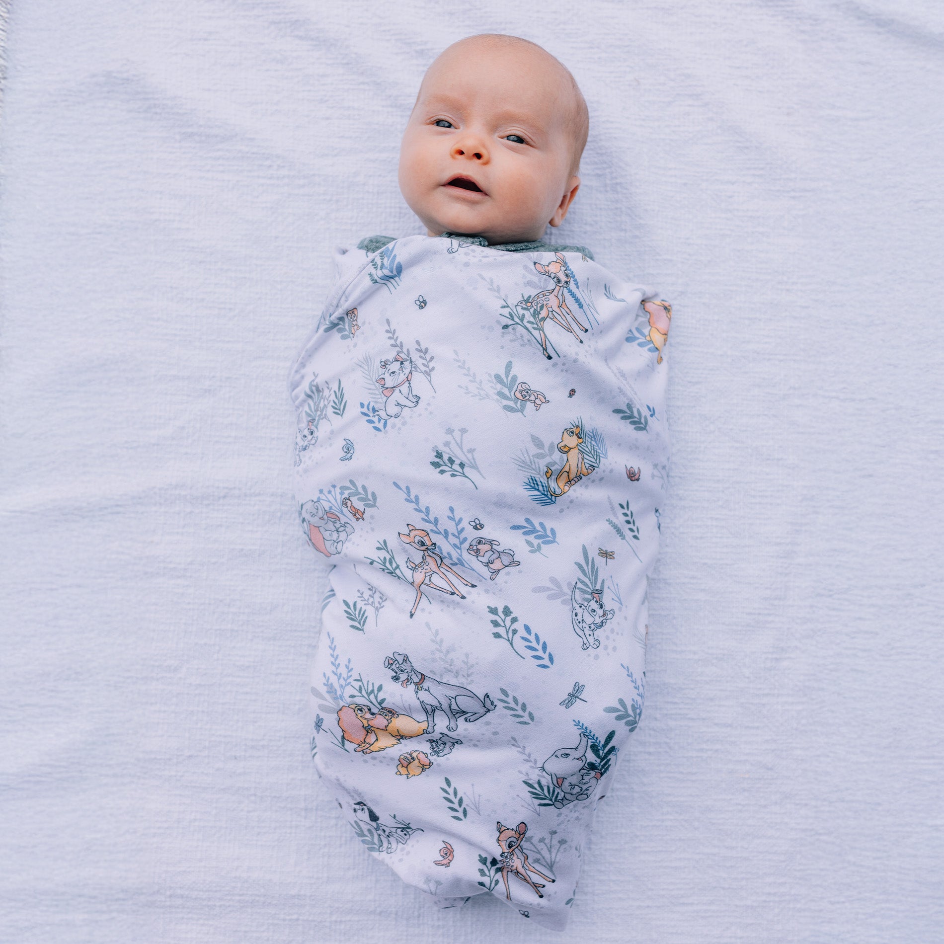 DISNEY CLASSIC CREW BLANKET