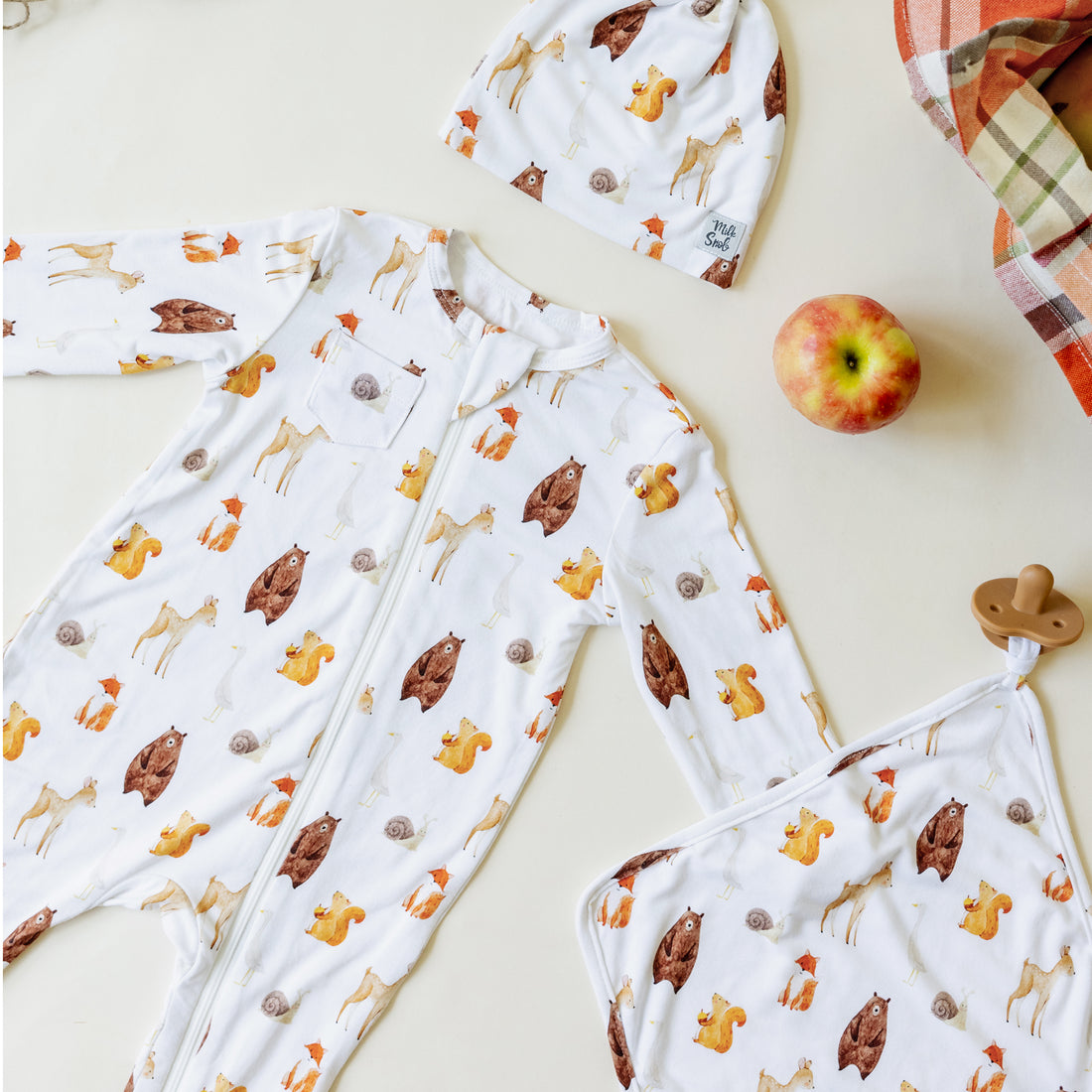 MAPLEWOOD FRIENDS FOOTED JAMMIES
