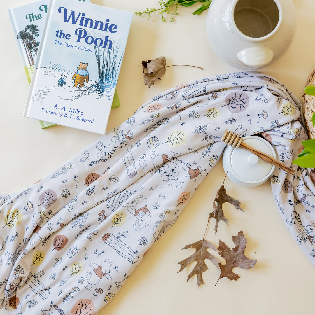 DISNEY WINNIE THE POOH BABY BEE OVERSIZED BLANKET