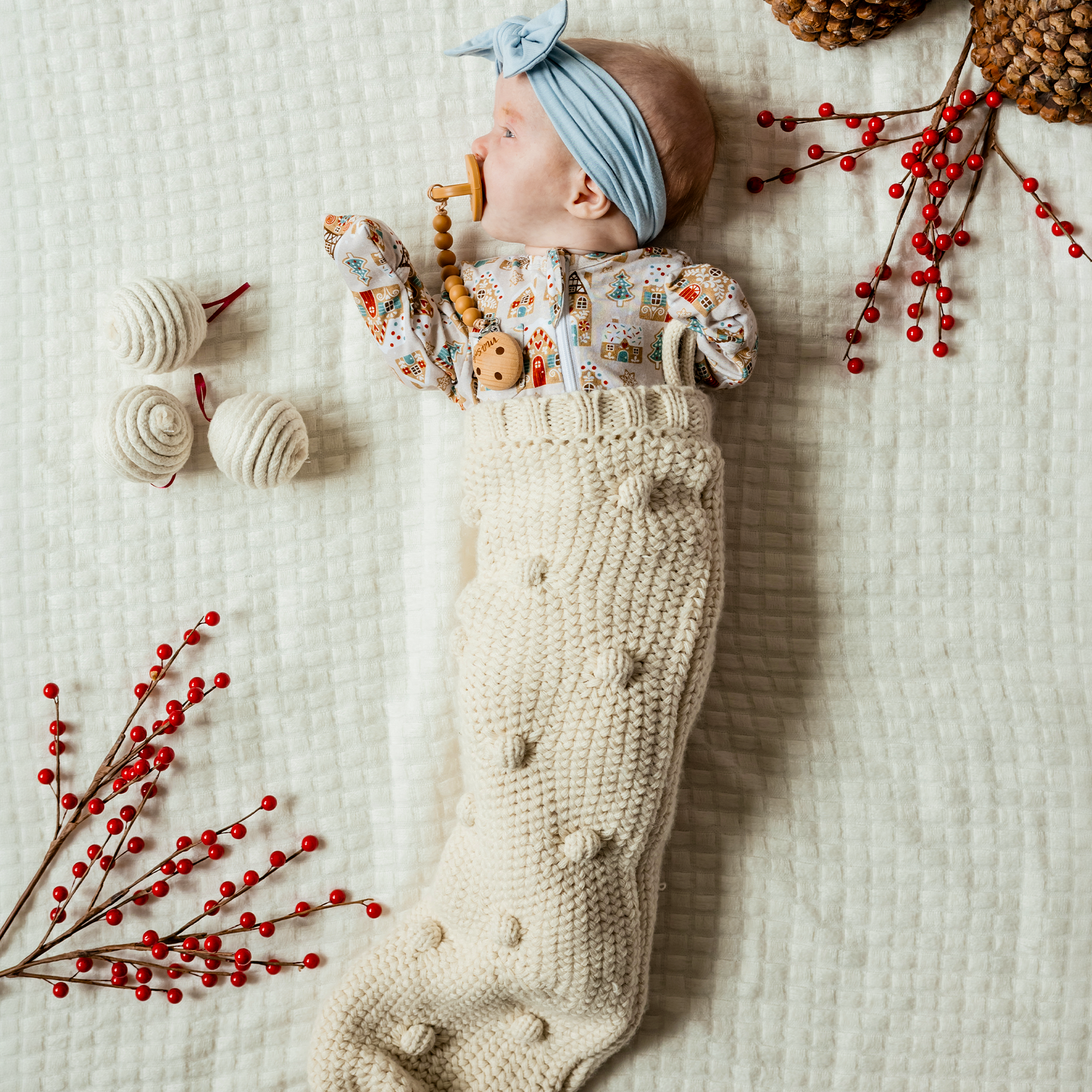 WINTER WONDERLAND FOOTED JAMMIES