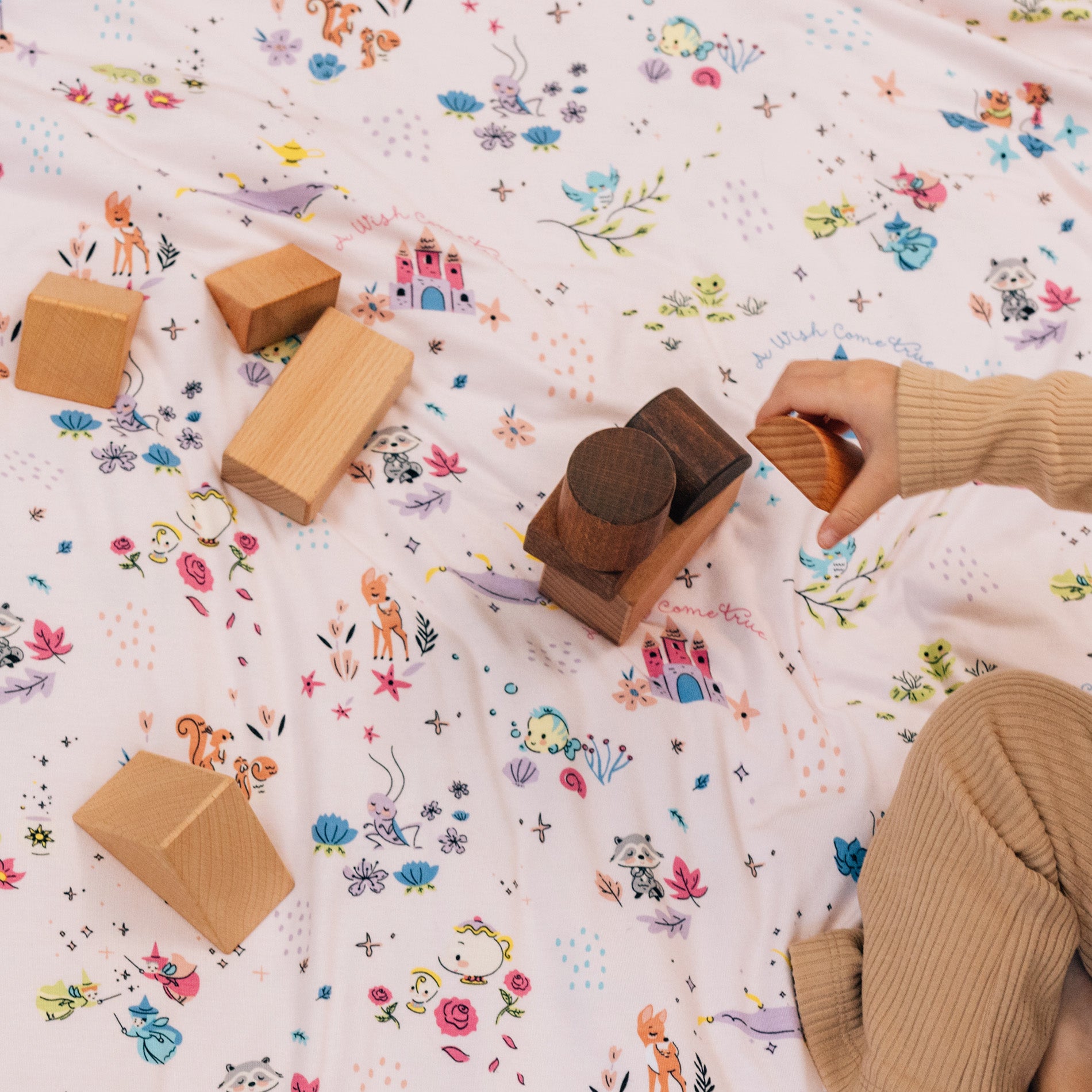 DISNEY A WISH COME TRUE OVERSIZED BLANKET