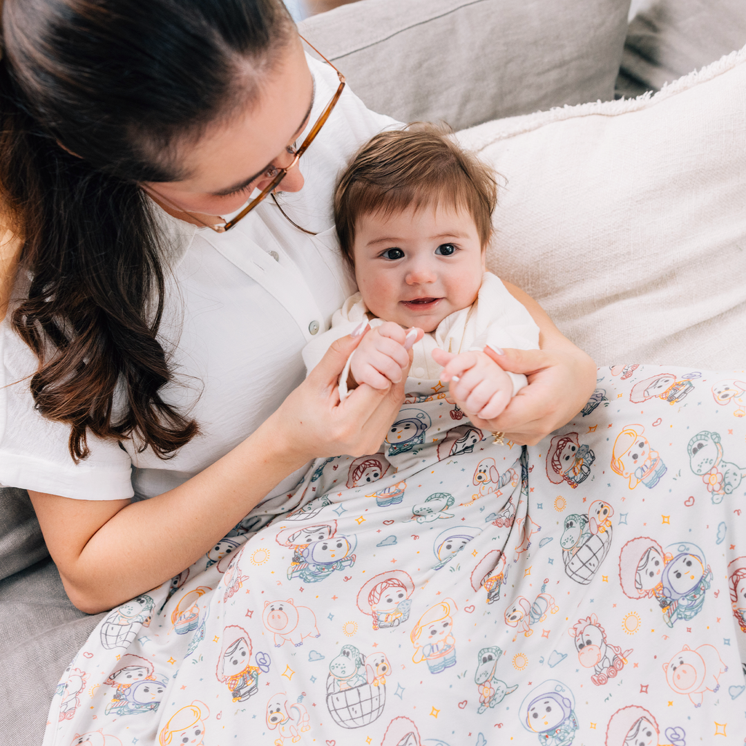 DISNEY AND PIXAR GARDEN PALS BLANKET