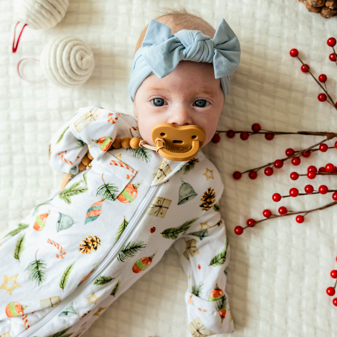 WINTER BERRY FOOTED JAMMIES