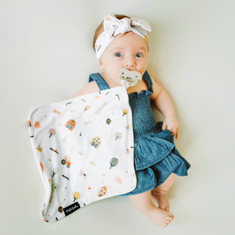 SUNNY ACRES LOVEY