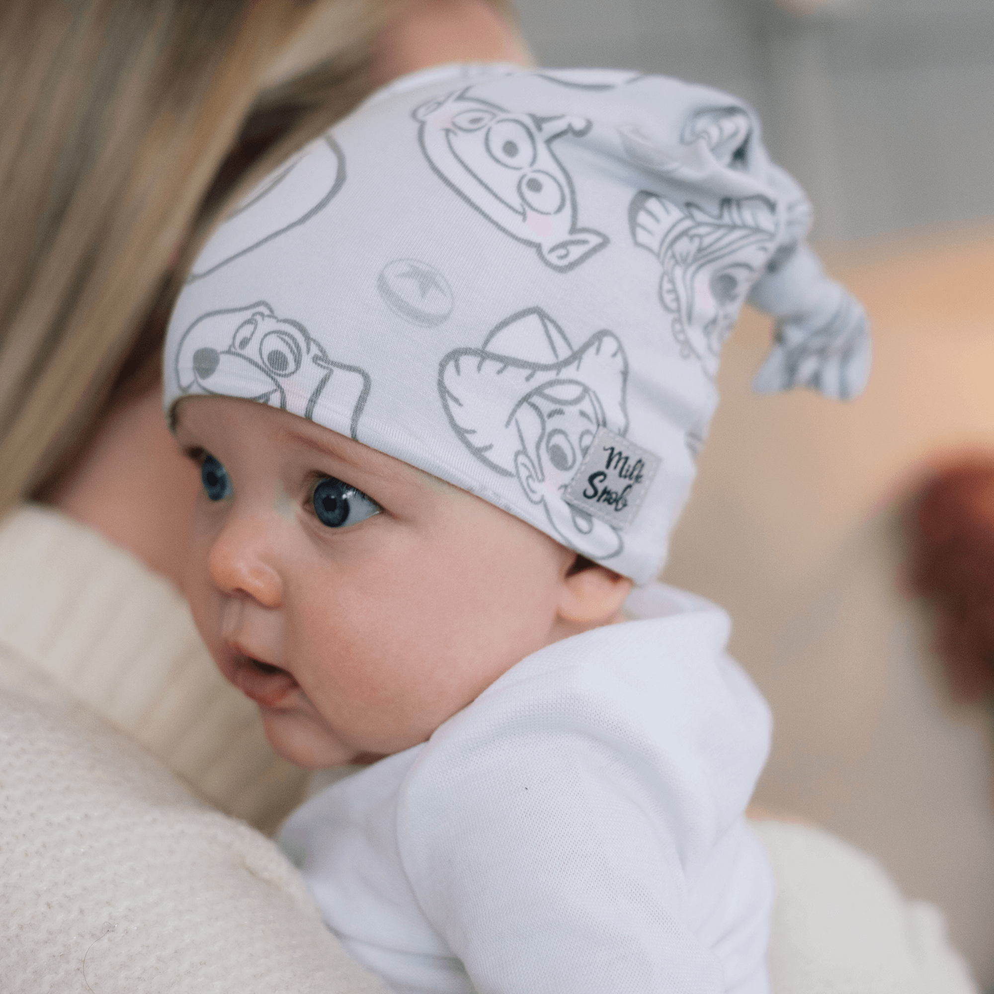 Newborn knitted hats